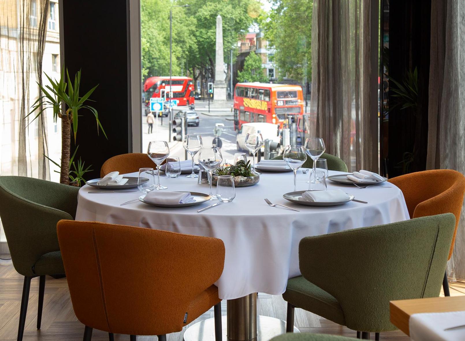 H10 Waterloo Hotel 4*